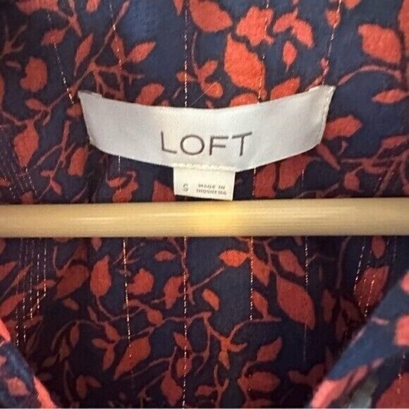 Loft Shimmer Floral Blouse Women’s Size Small - Picture 6 of 10